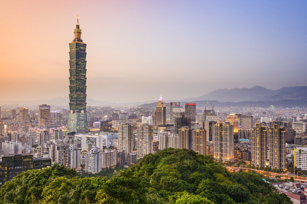 taipei skyline